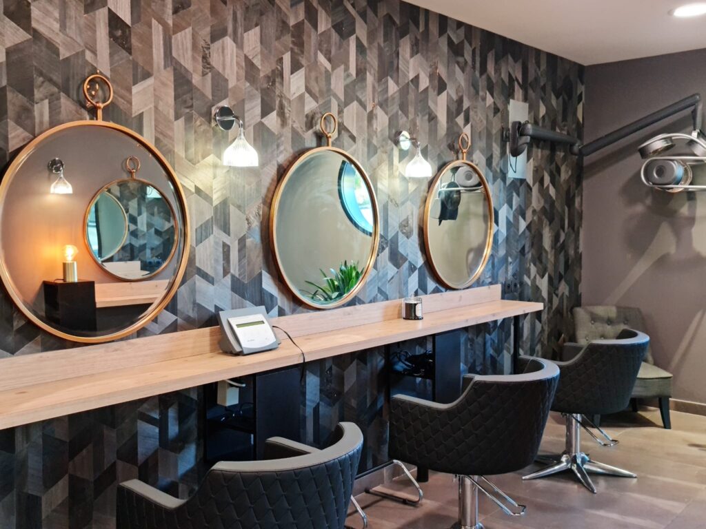 salon de coiffure sur mesure papier peint professionnels créations d'univers décoration d'intérieur