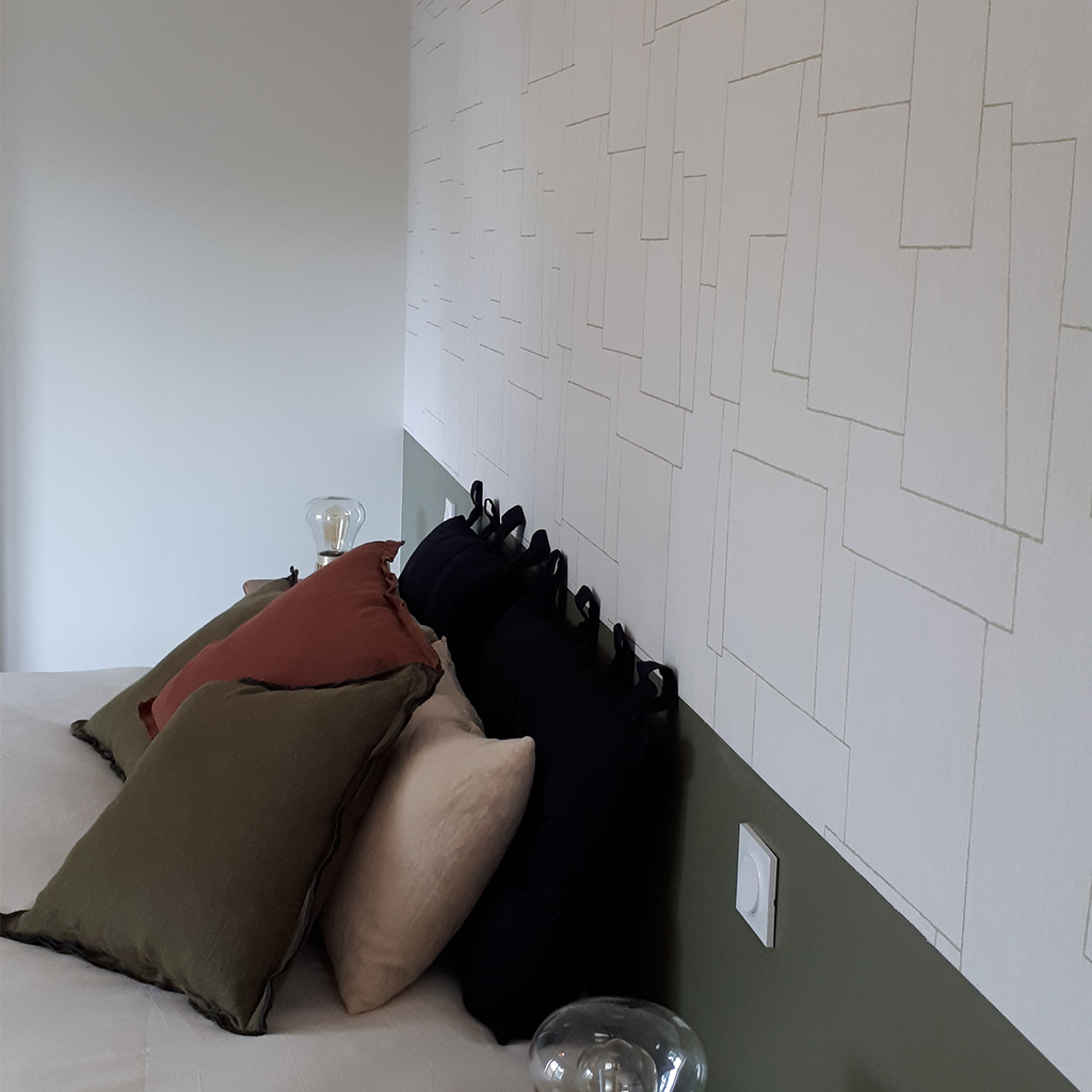 home staging entree conseils accompagnement décoration créations d'univers papier peint sur mesure design by j déco rennes Gévezé